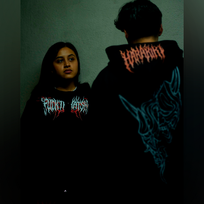 Hoodie Cierre Oni Divided