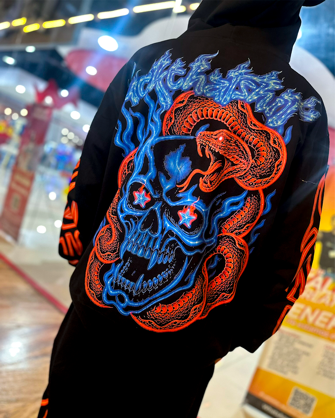 Hoodie Cierre Prime Con Cuernos Akai Heibi